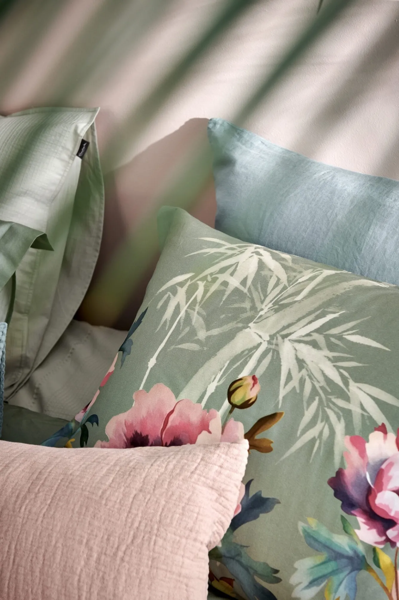 Vandyck Duvet cover PURITY 79 Pearl Blue 140x220 cm (linen / cotton) PUCO16179