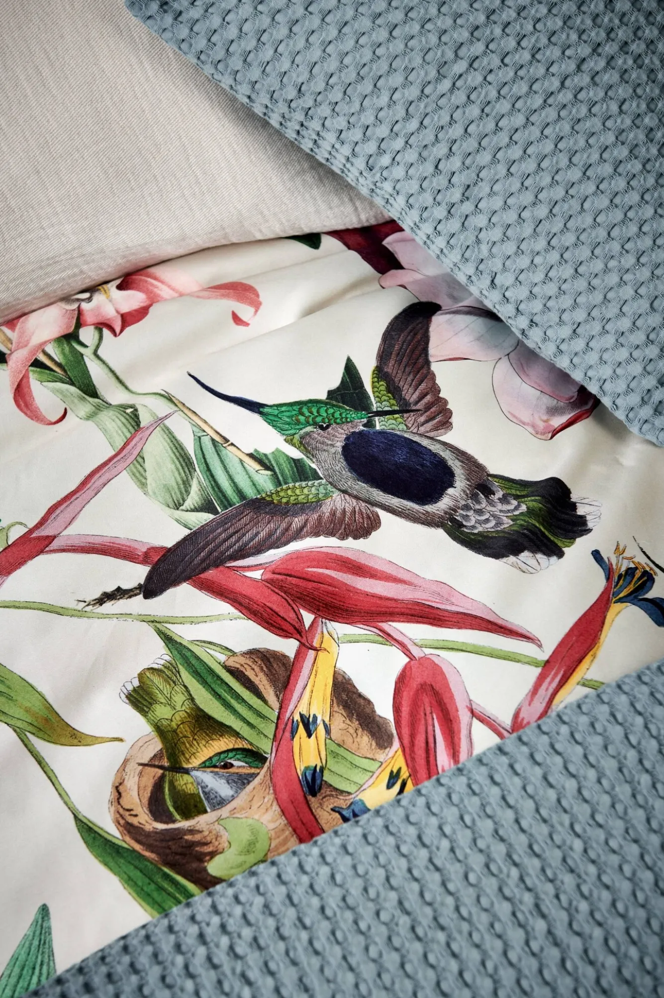 Vandyck Duvet cover FLOWER MIX Cream Tan 240x220 cm (satin cotton)