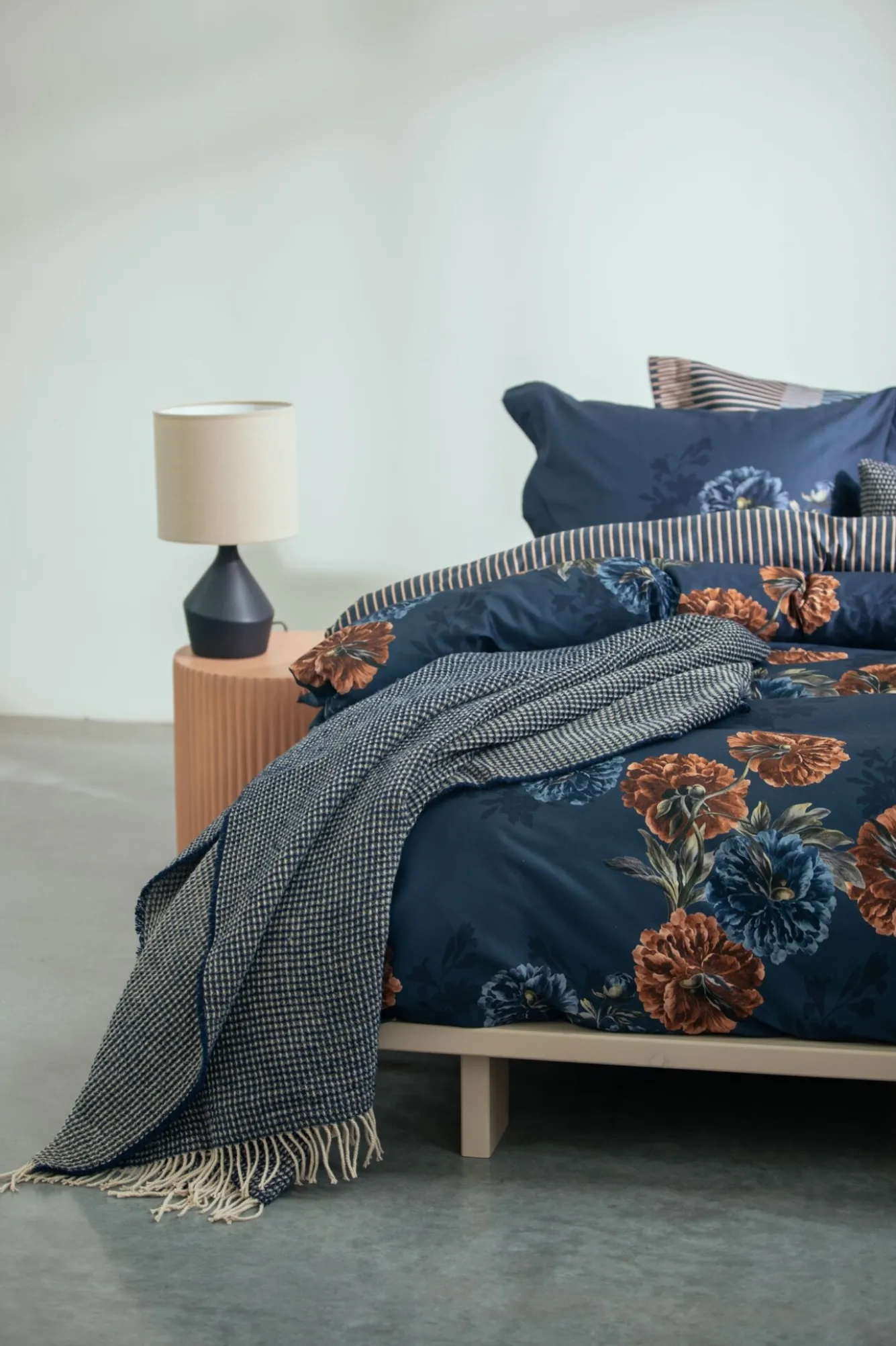 Vandyck Duvet cover MIDNIGHT HOUR Blue Ink 200x220 cm (satin cotton)