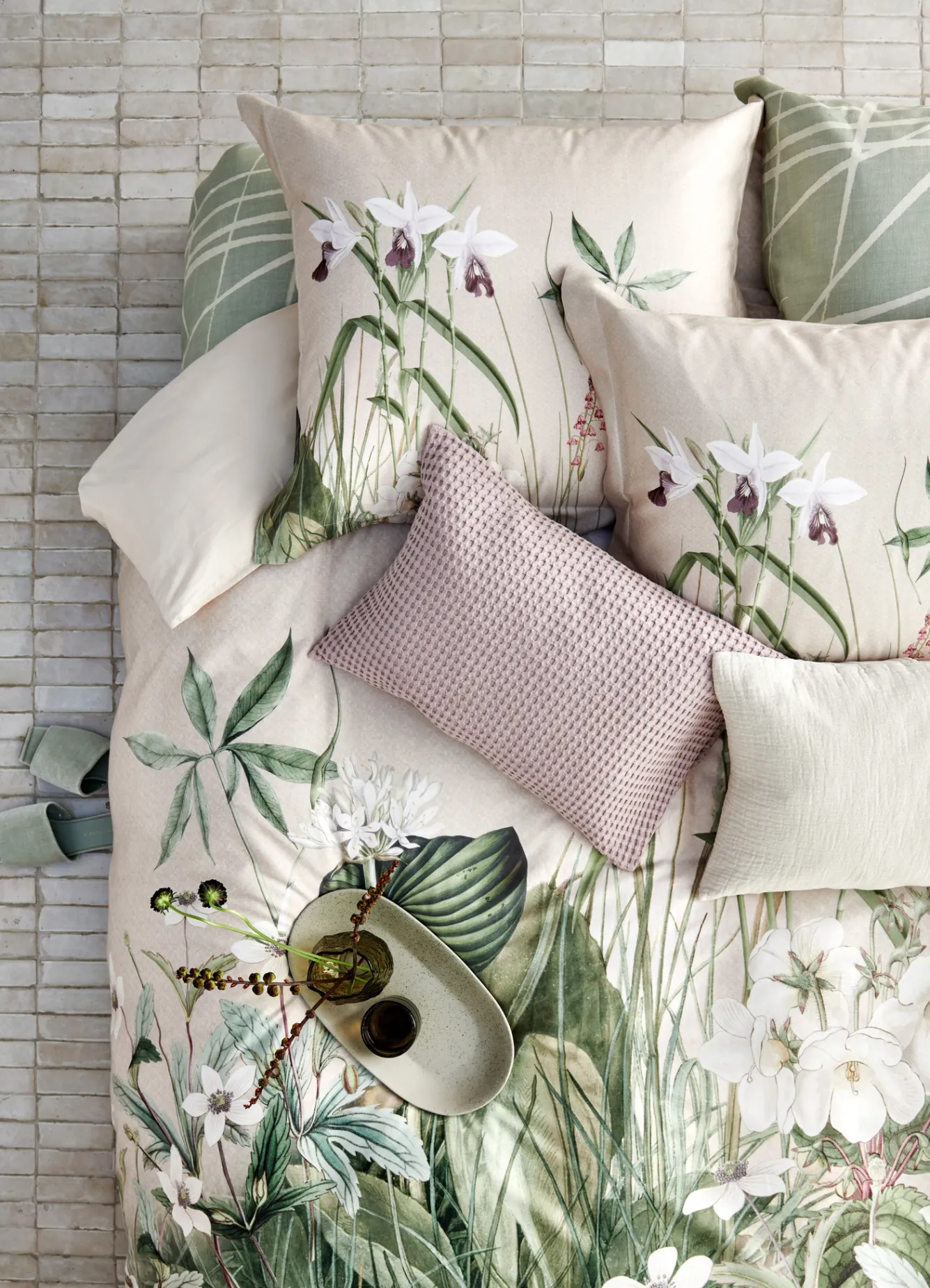 Vandyck Duvet cover MEANINGFUL Smoke Green 240x220 cm (SABB23109)