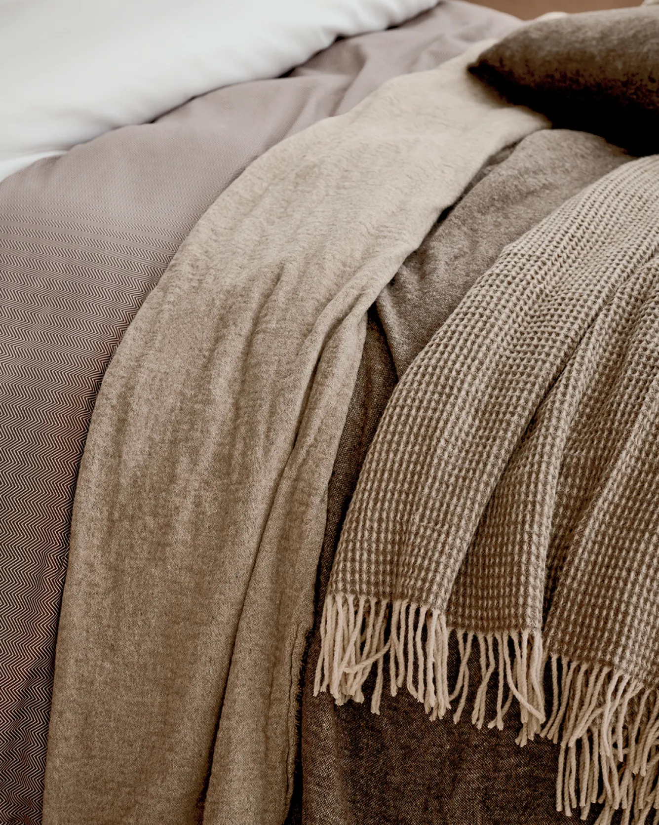 Vandyck Duvet cover HOME Milano 200x220 cm, color Taupe (satin cotton)