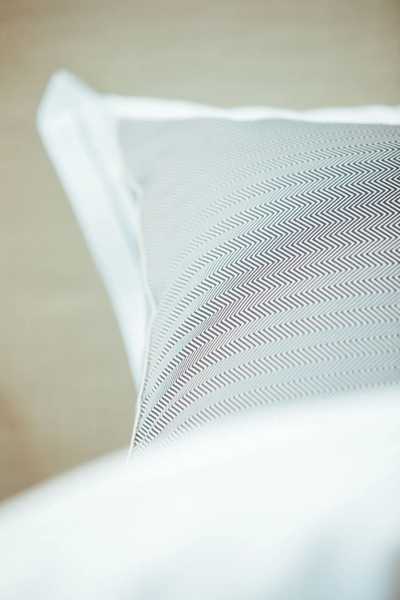 Vandyck Duvet cover HOME Milano Off Black 200x220 cm (satin cotton)