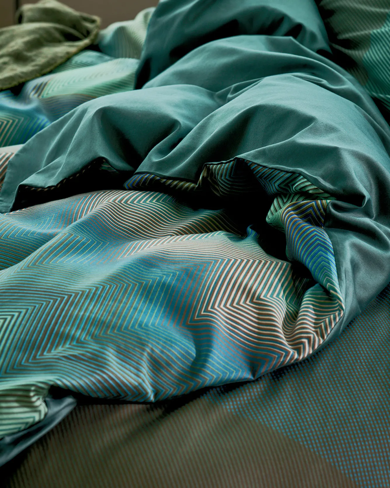 Vandyck Duvet cover SNOOZE multi 240x220 cm (satin cotton)