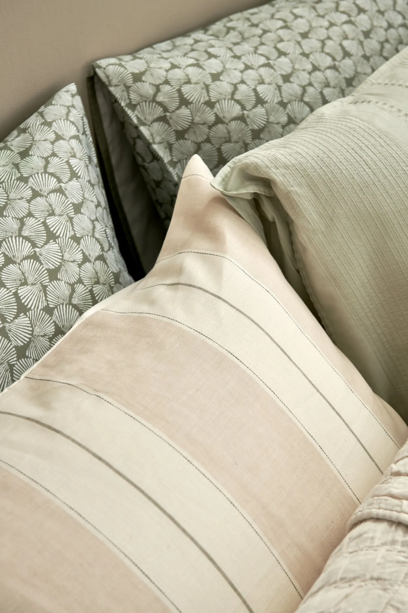 Vandyck Duvet cover PURE 78 Linen 240x220 cm (linen/cotton)