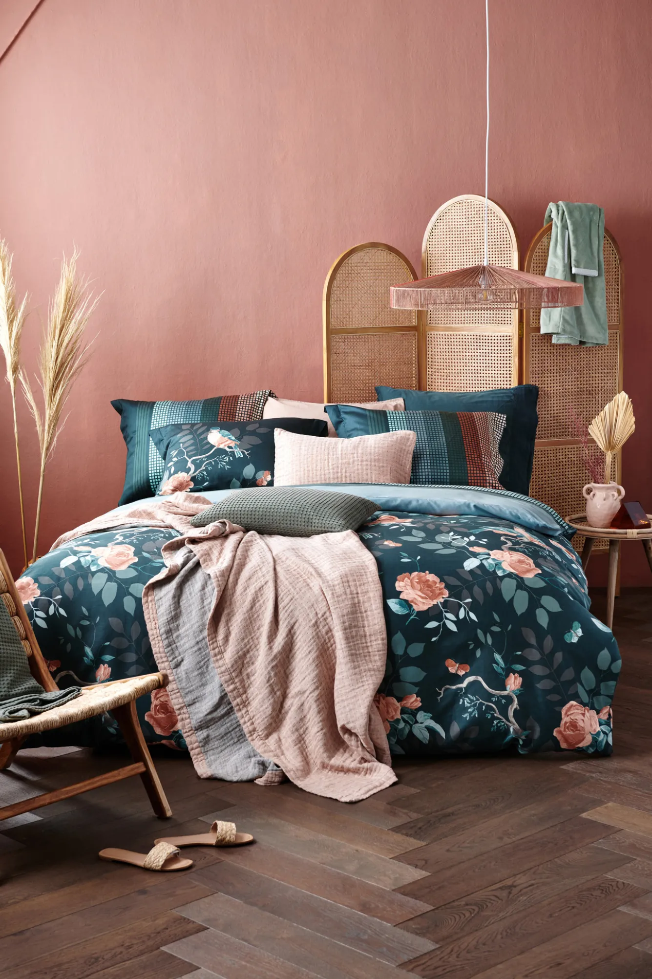 Vandyck HOME Pique cushion cover 40x55 cm Earth Green (BLMK16101)