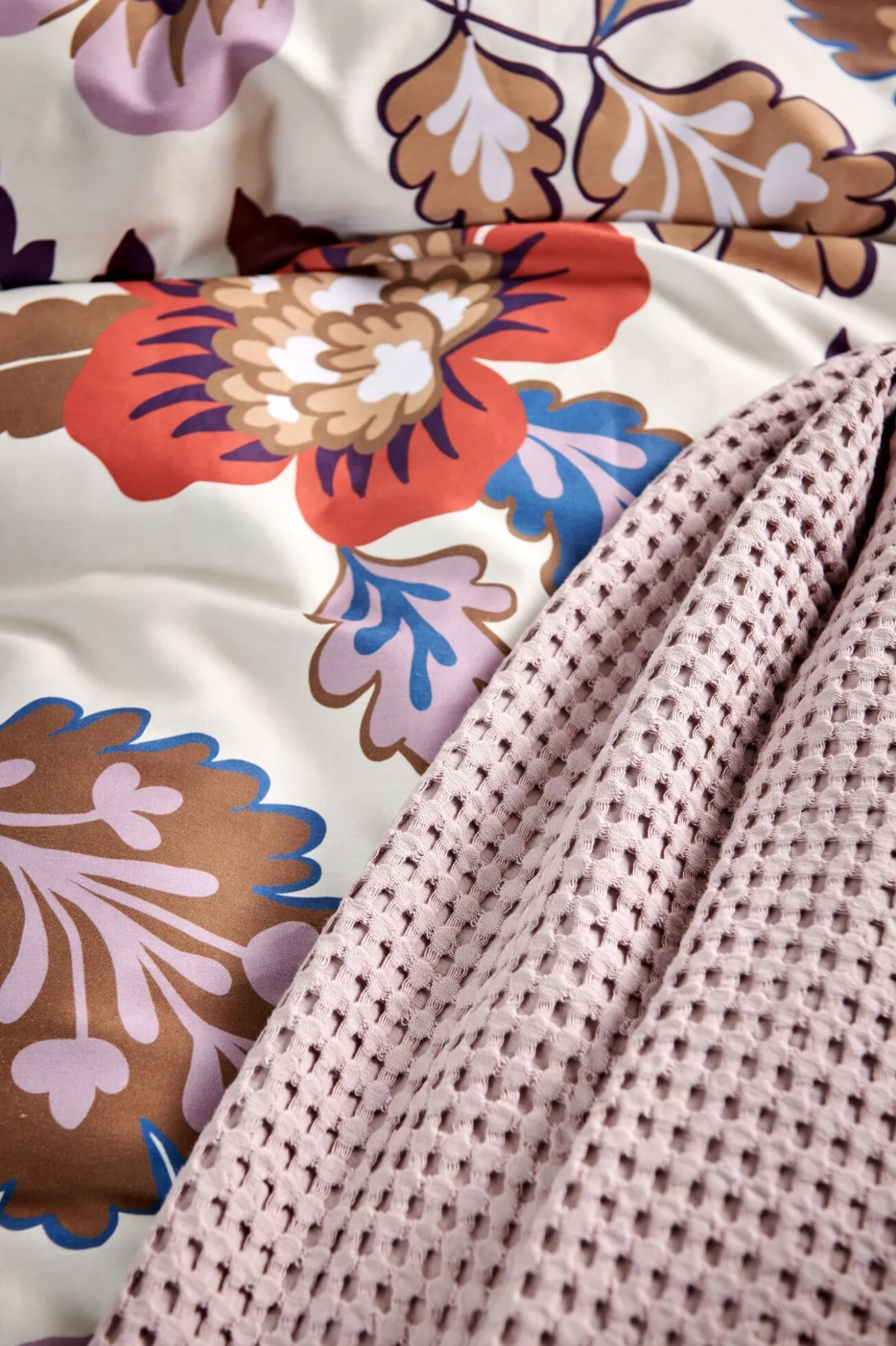 Vandyck HOME Pique waffle blanket 160x250 cm Viola (BLMK16101)