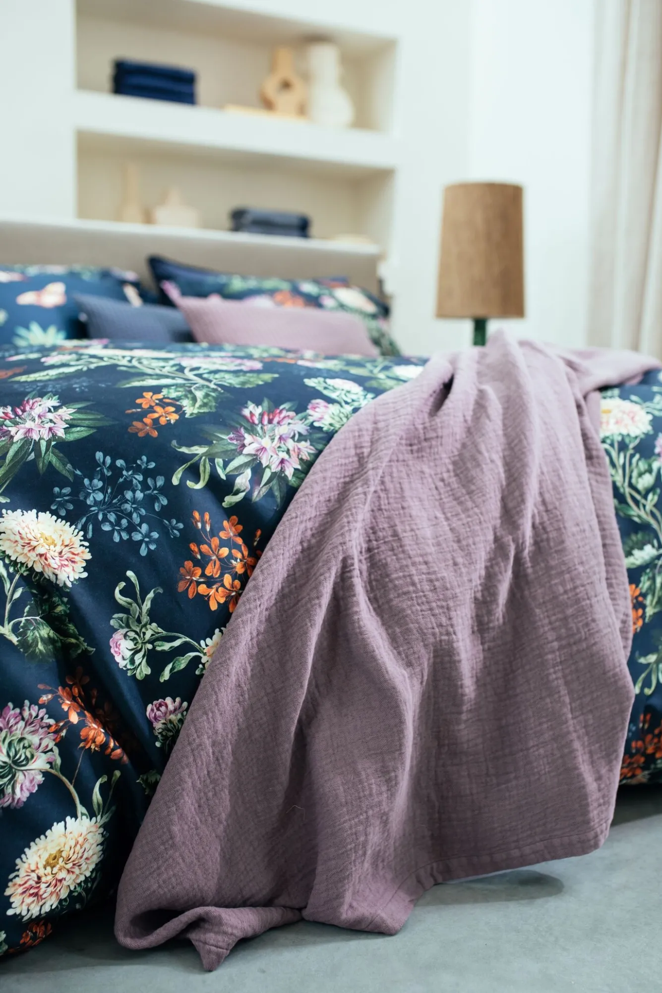 Vandyck PURE 68 plaid/bedspread 160x250 cm color Moonscape