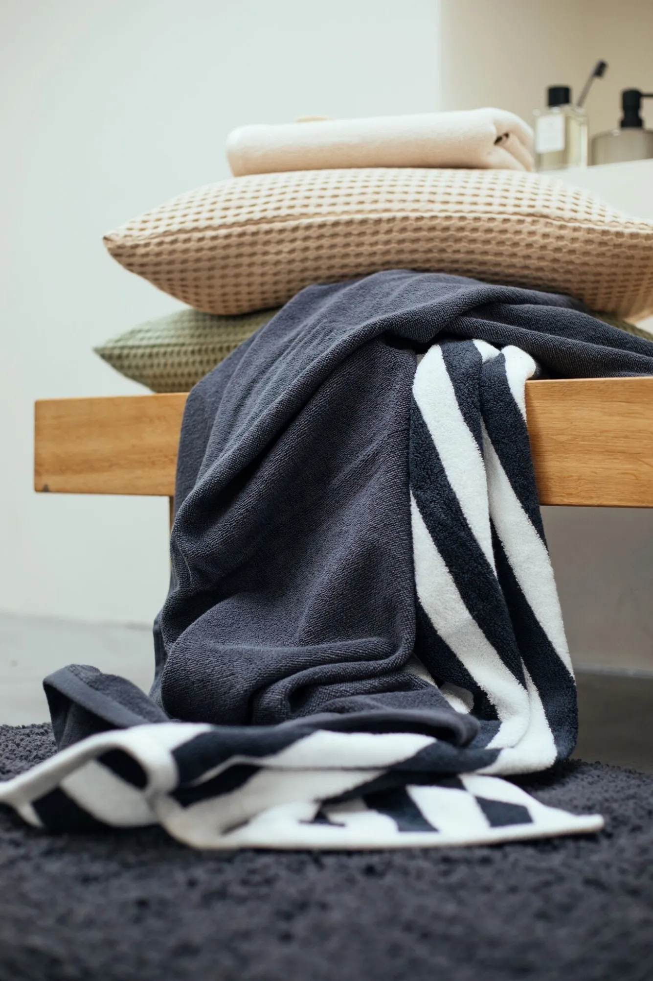 Vandyck Towel VERONA Uni color Smoke green-814