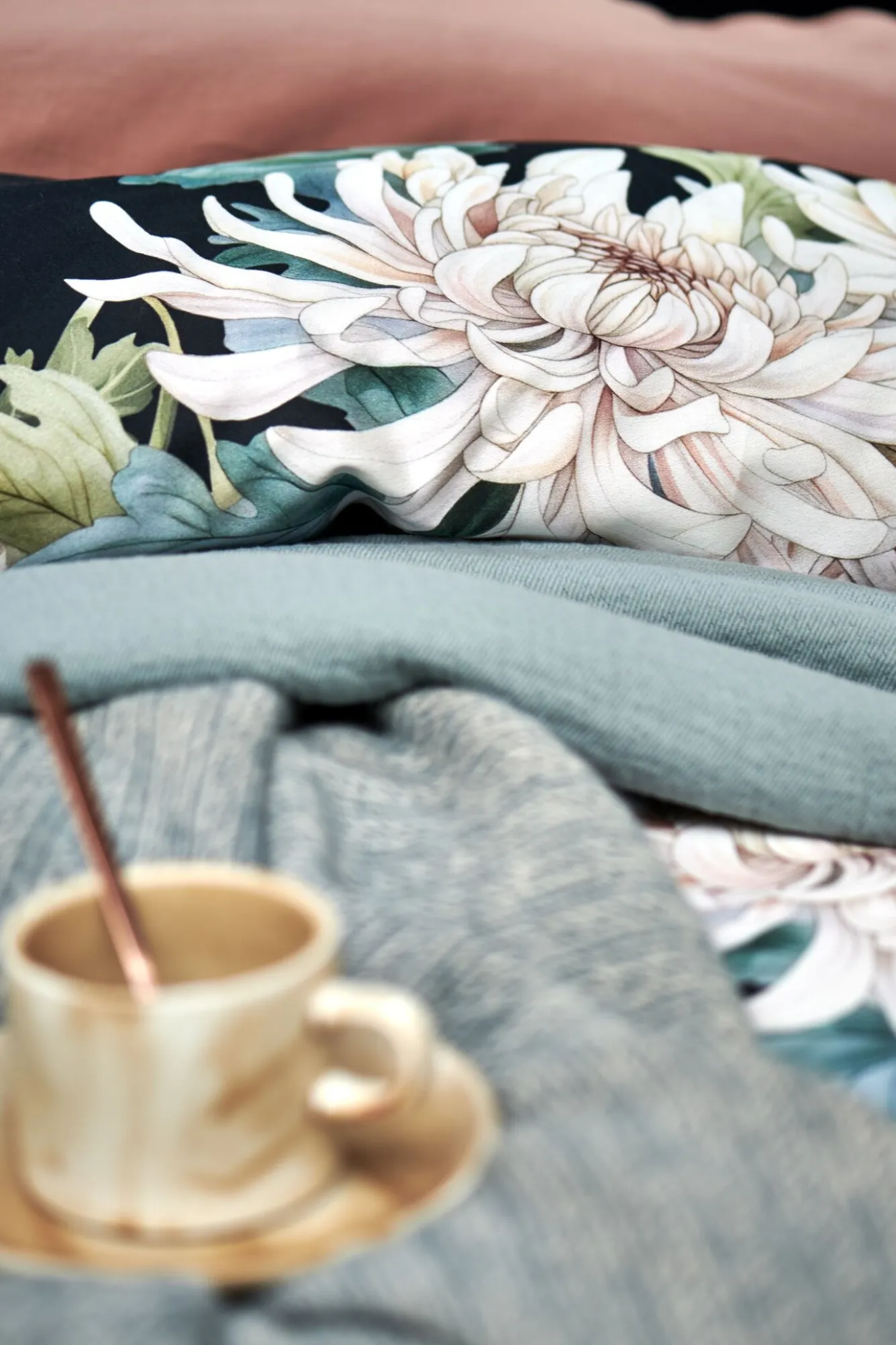 Vandyck Vandyck FLORAL BLISS duvet cover Blue Ink 200x220 cm