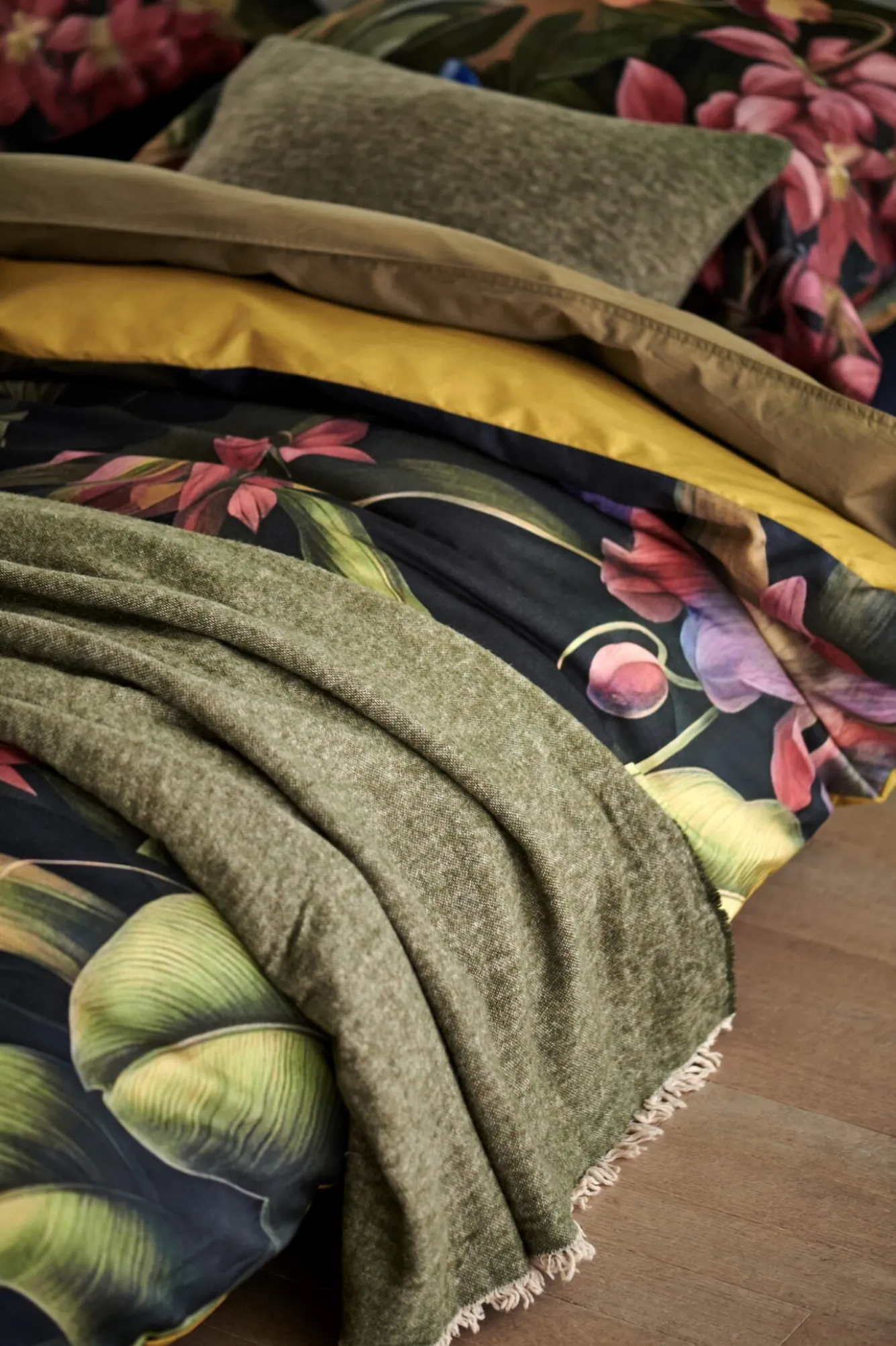 Vandyck Vandyck WASHED COTTON duvet cover Martini Olive 140x220 cm